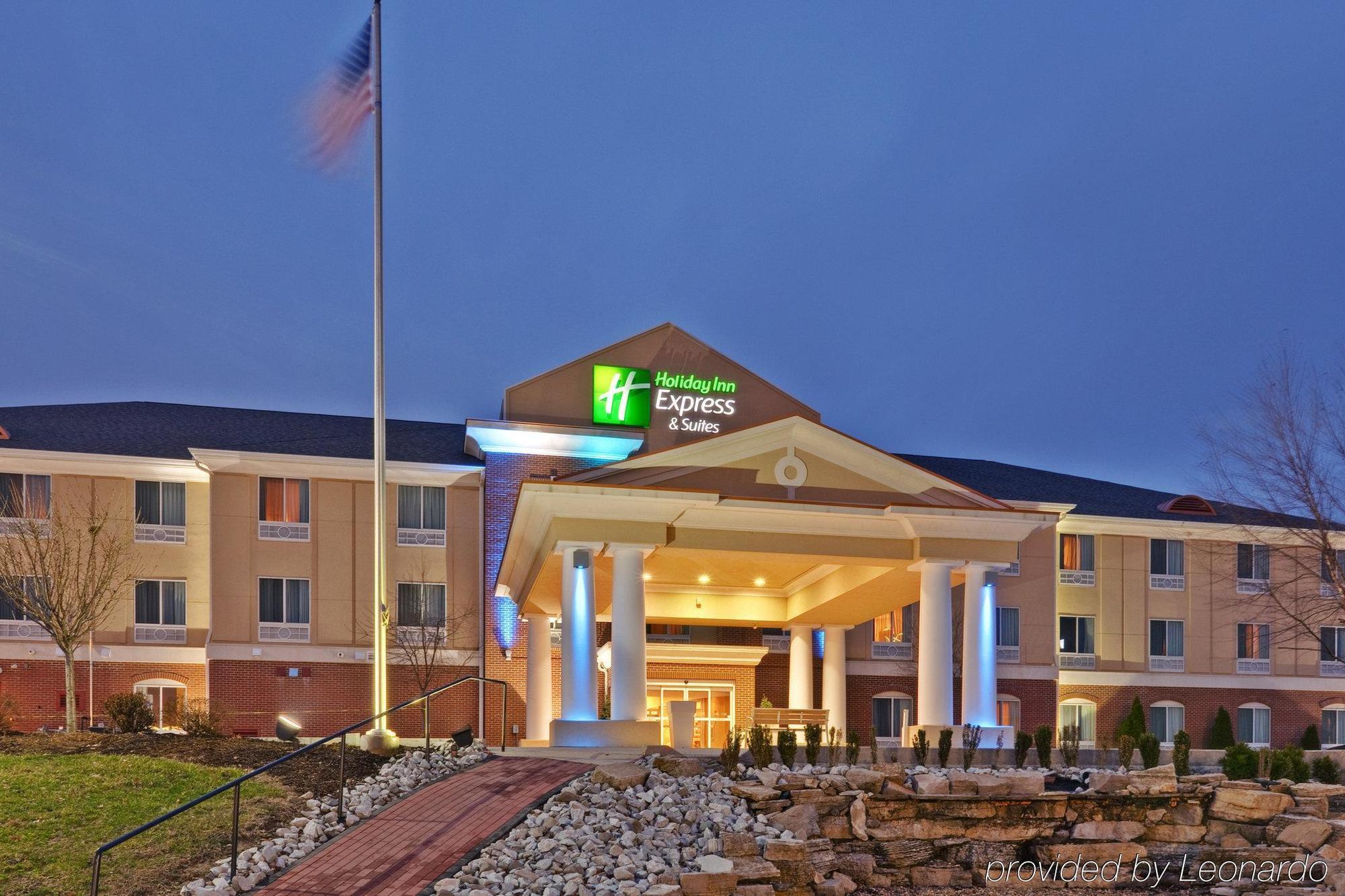 Holiday Inn Express & Suites Sparta Exterior foto