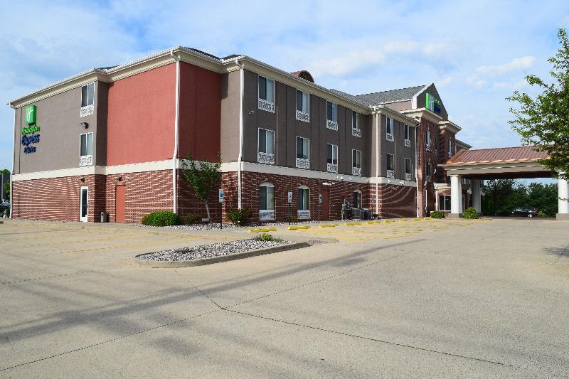 Holiday Inn Express & Suites Sparta Exterior foto
